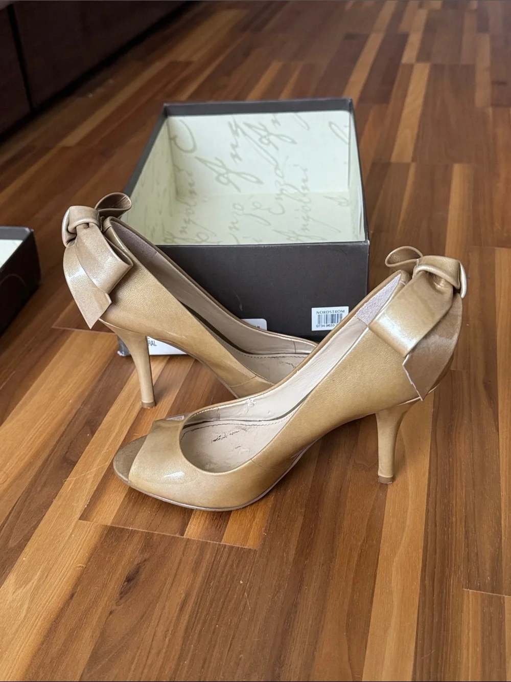 Enzo Angiolini chic peep